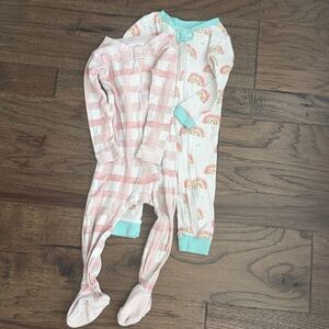 Burt’s Bee Baby Onesie Bundle